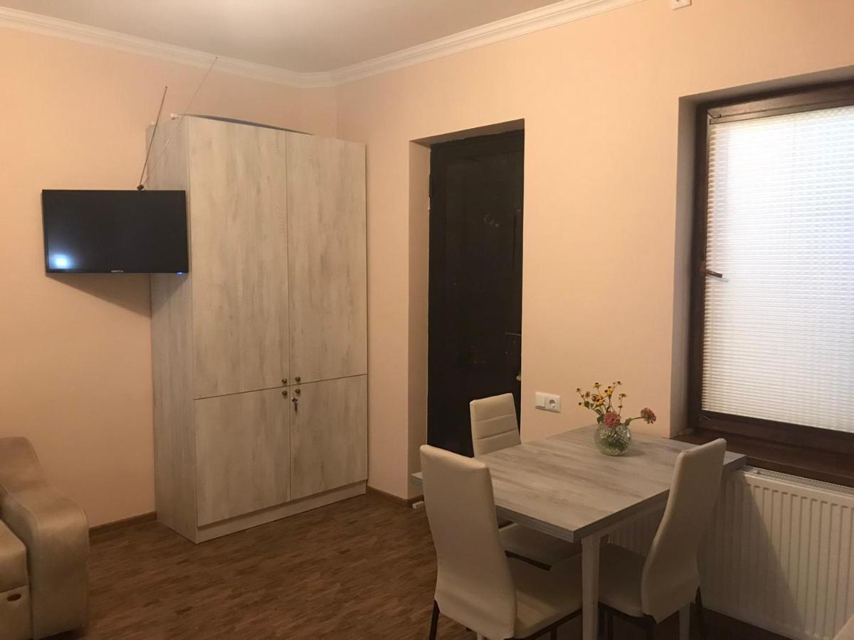 Ani-A Apartment Sighnaghi Ngoại thất bức ảnh